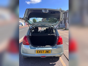 Used Suzuki Swift 2007 for sale - 76510452: Photo