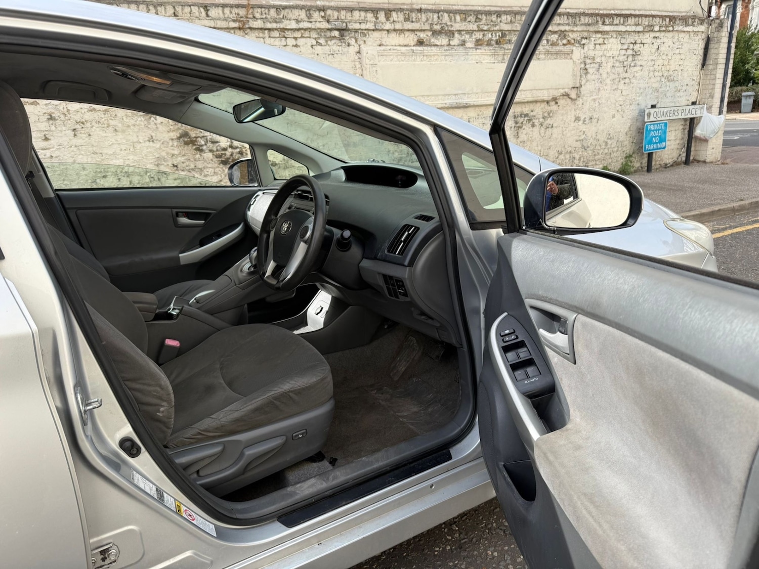 Used Toyota Prius 2010 for sale - 76510508: Photo 9