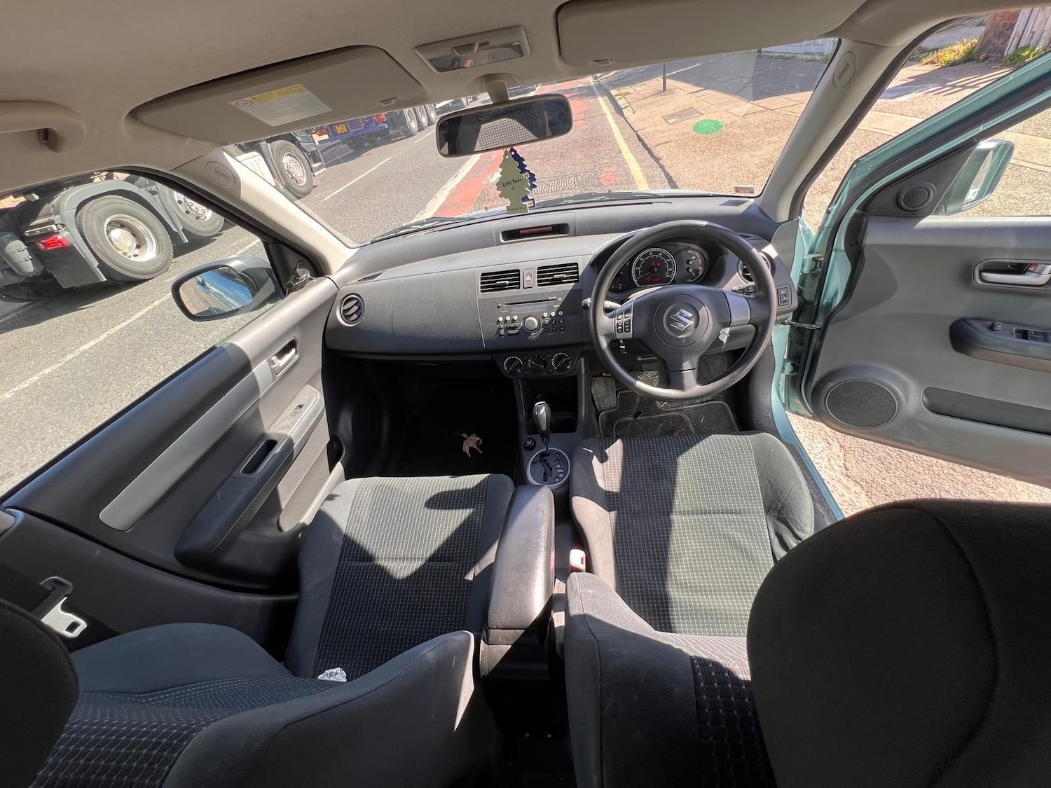 Used Suzuki Swift 2007 for sale - 76565966: Photo 7