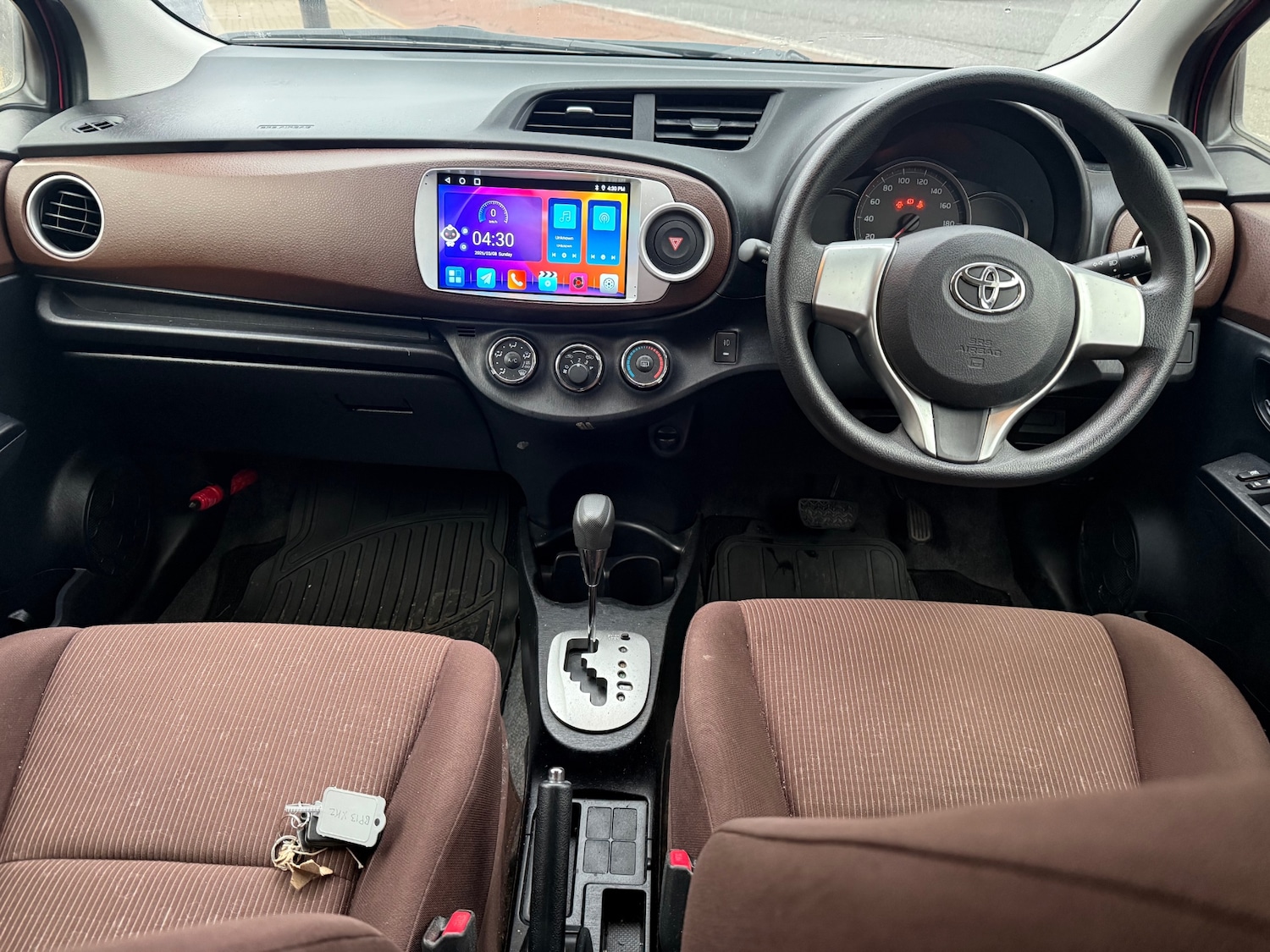 Used Toyota Vitz 2025 for sale - 77804256: Photo 9