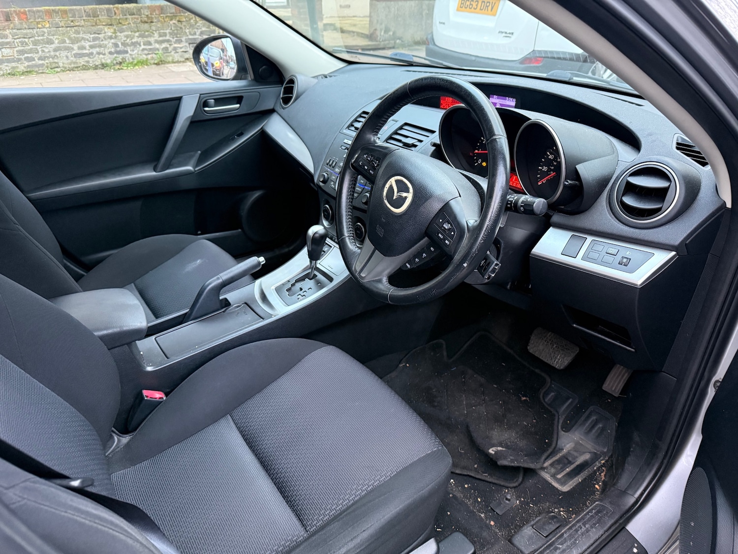 Used Mazda Mazda3 2009 for sale - 78011340: Photo 7