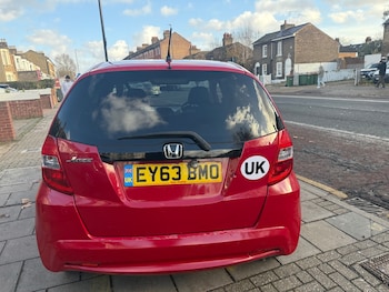 Used Honda Jazz 2013 for sale - 79619884: Photo