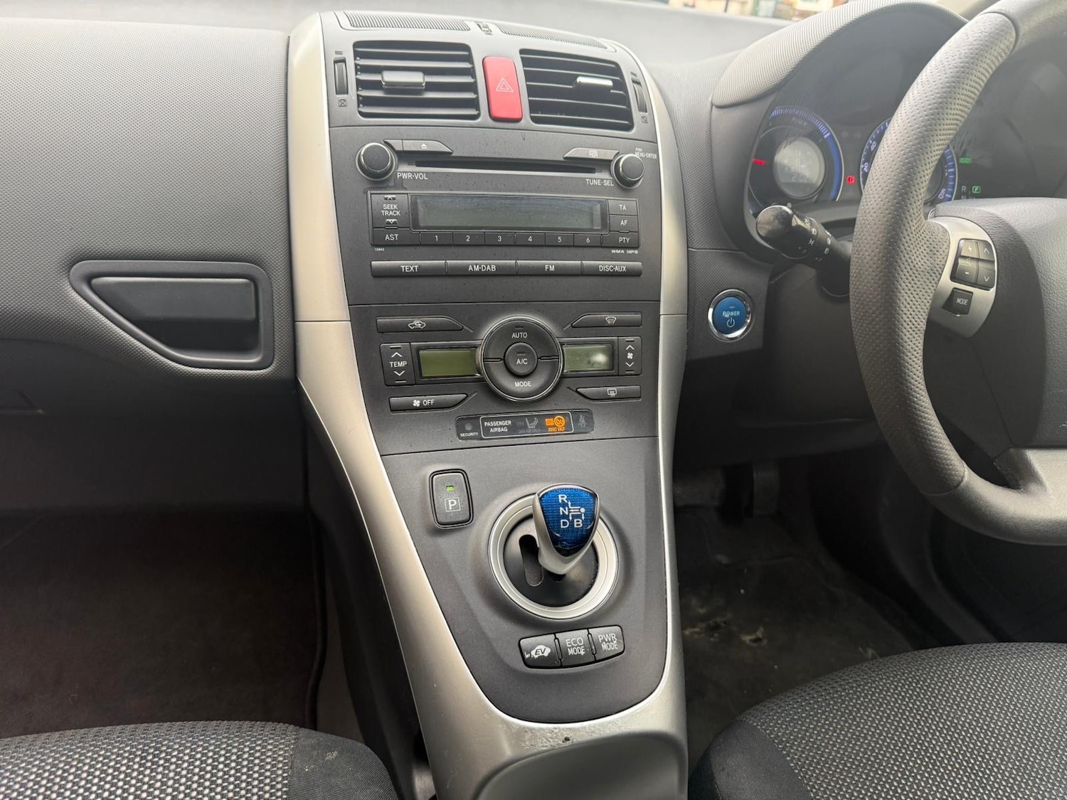 Used Toyota Auris 2010 for sale - 76505300: Photo 7