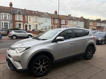 Used Toyota RAV4 2016 for sale - 76567853: Photo