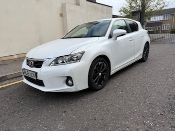 Used Lexus CT 2011 for sale - 76510302: Photo