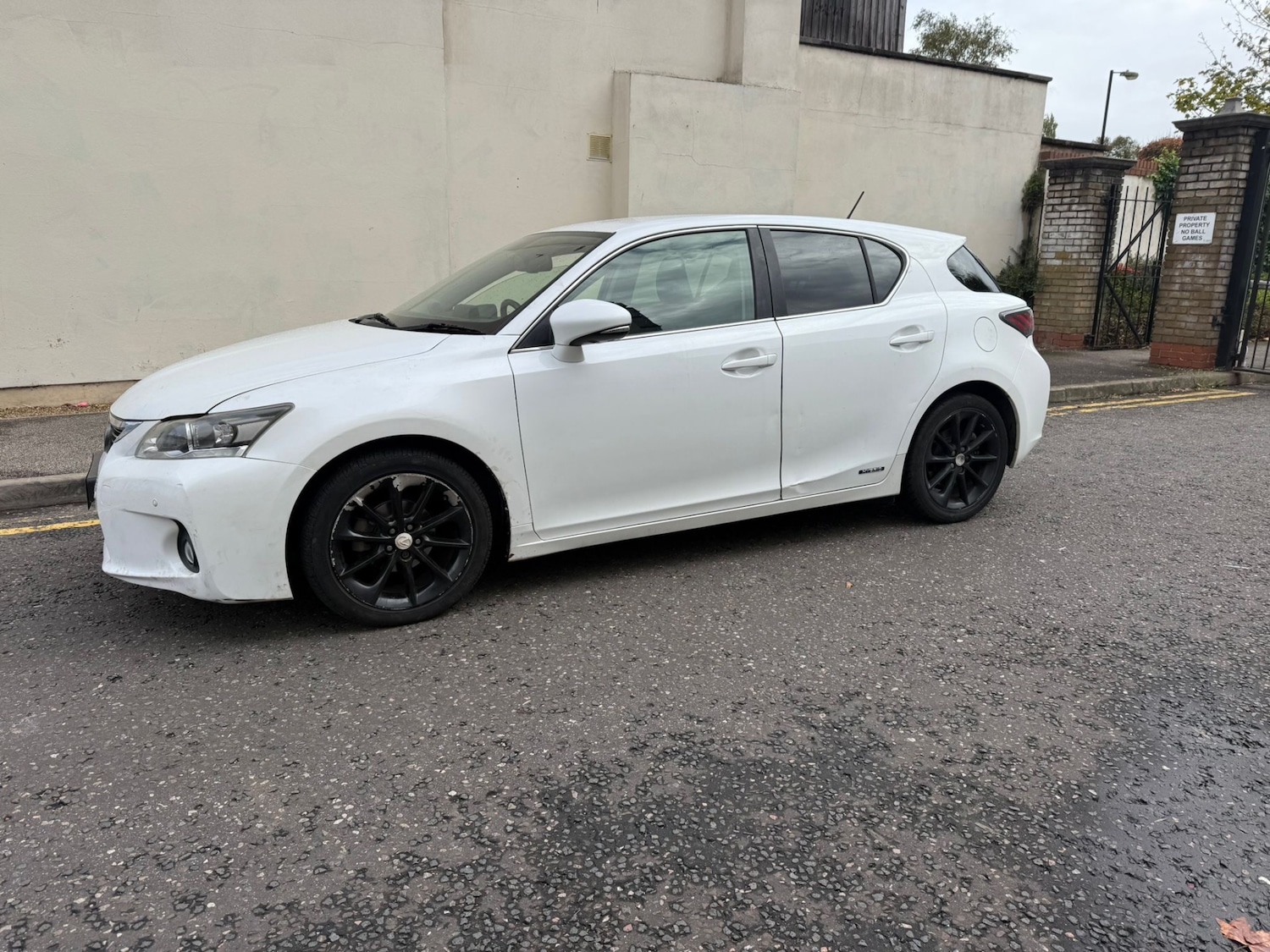 Used Lexus CT 2011 for sale - 76510302: Photo 6