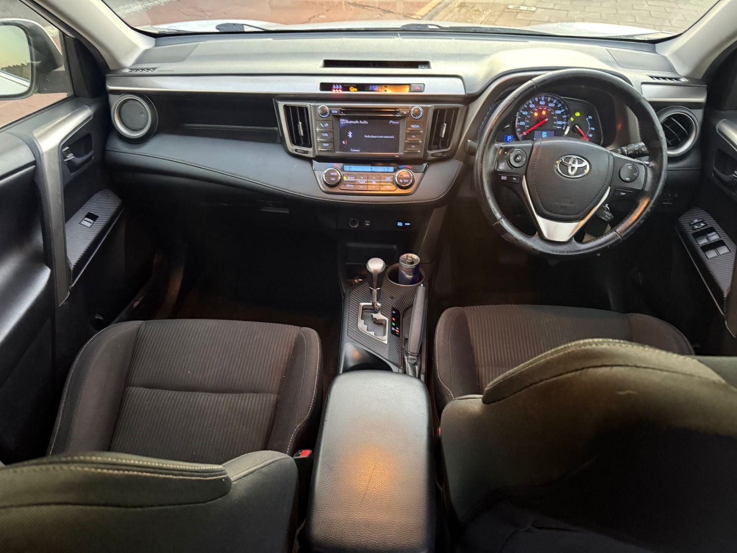 Used Toyota RAV4 2013 for sale - 77008351: Photo 8