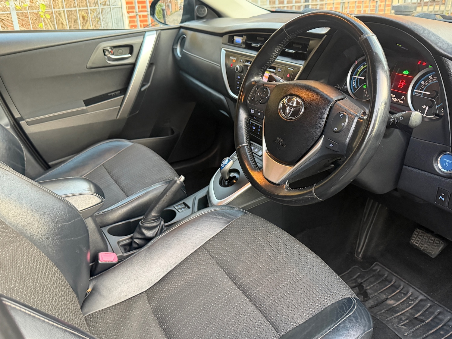 Used Toyota Auris 2013 for sale - 76924263: Photo 12