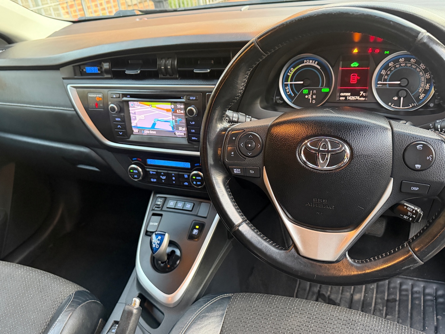 Used Toyota Auris 2013 for sale - 76924263: Photo 14