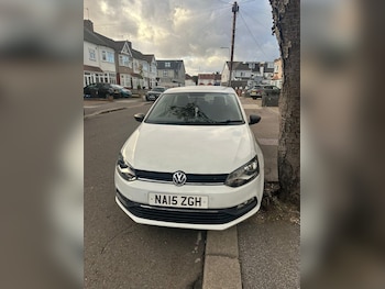 Used Volkswagen Polo 2015 for sale - 76899712: Photo