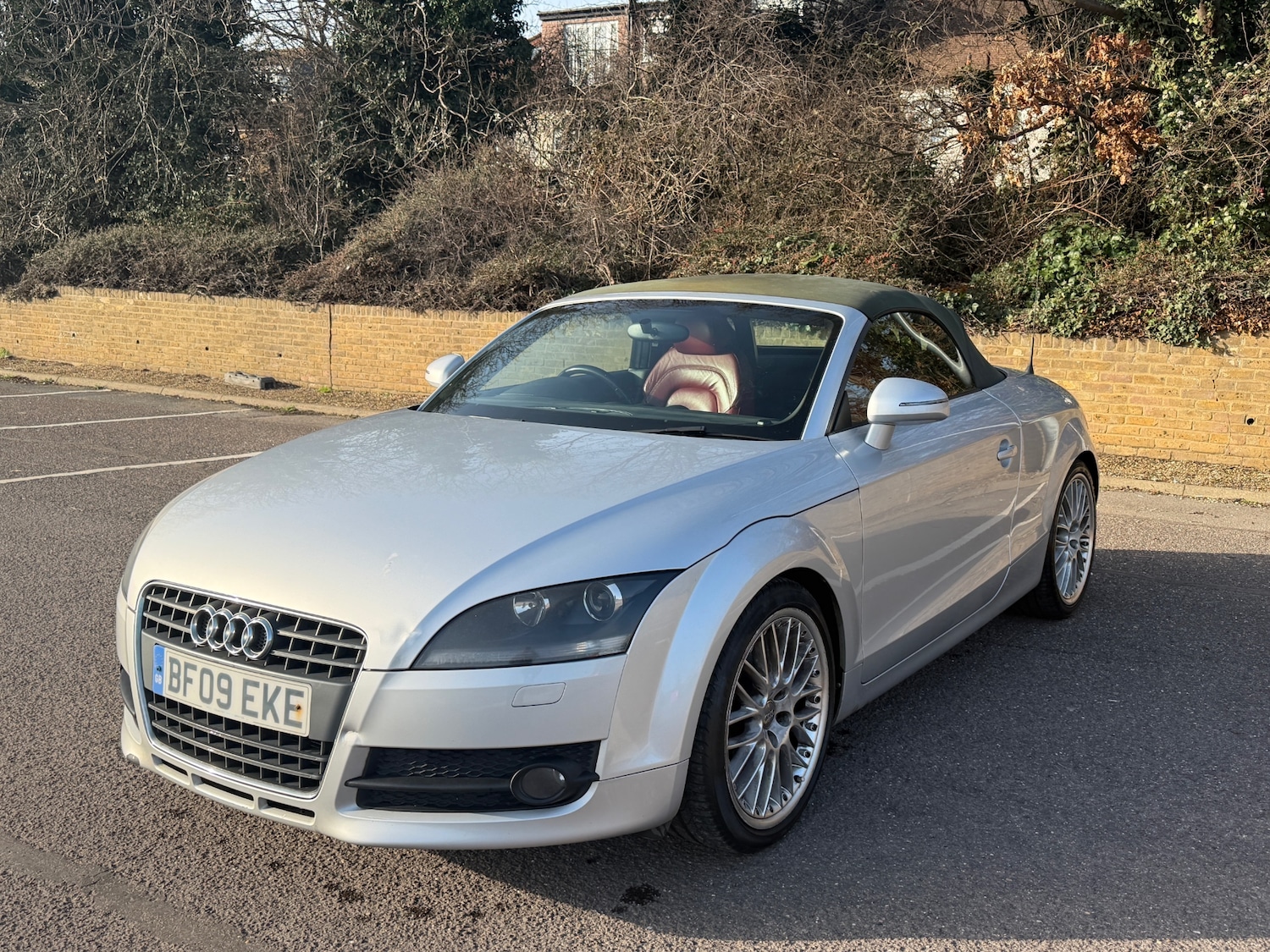 Used Audi TT 2009 for sale - 77677499: Photo 2