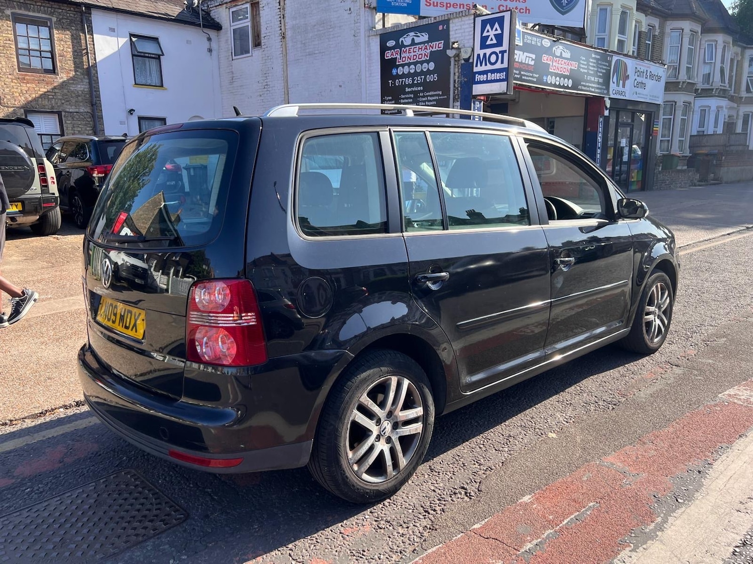 Used Volkswagen Touran 2009 for sale - 76506113: Photo 4