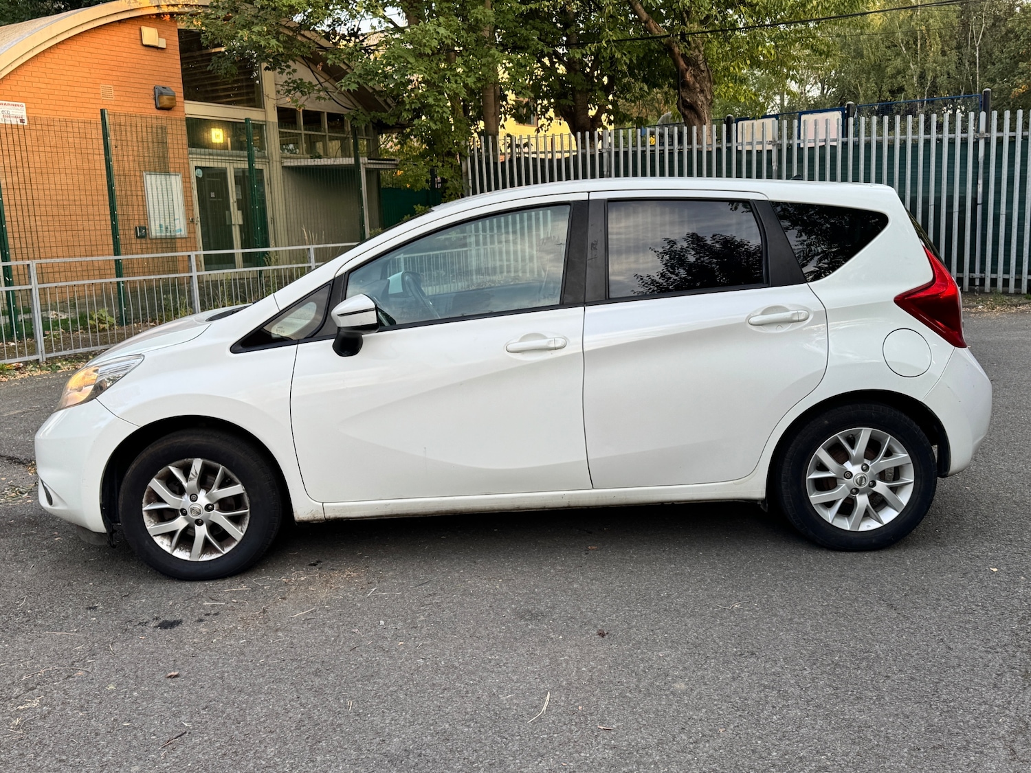 Used Nissan Note 2017 for sale - 76565954: Photo 3