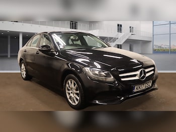 Used Mercedes-Benz C Class 2017 for sale - 76656475: Photo