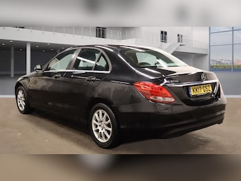 Used Mercedes-Benz C Class 2017 for sale - 76656475: Photo