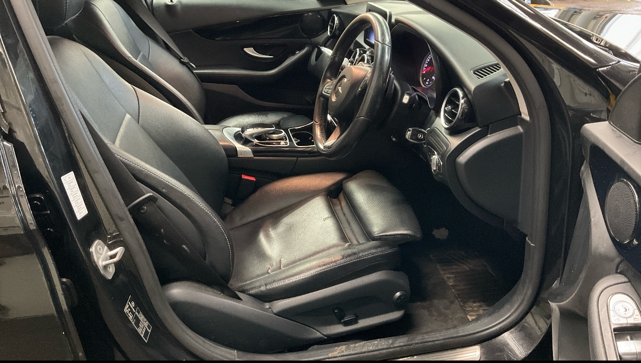 Used Mercedes-Benz C Class 2017 for sale - 76656475: Photo 9