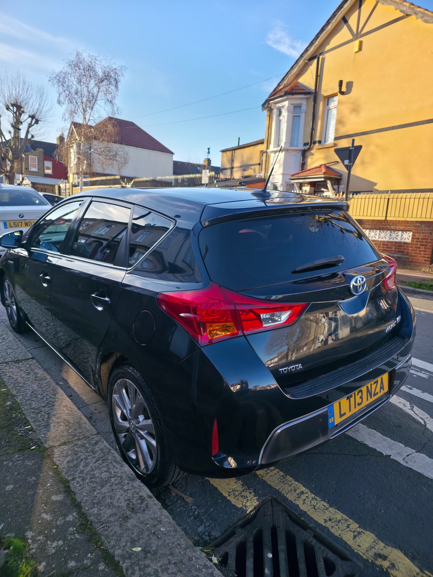 Used Toyota Auris 2013 for sale - 77743967: Photo 2