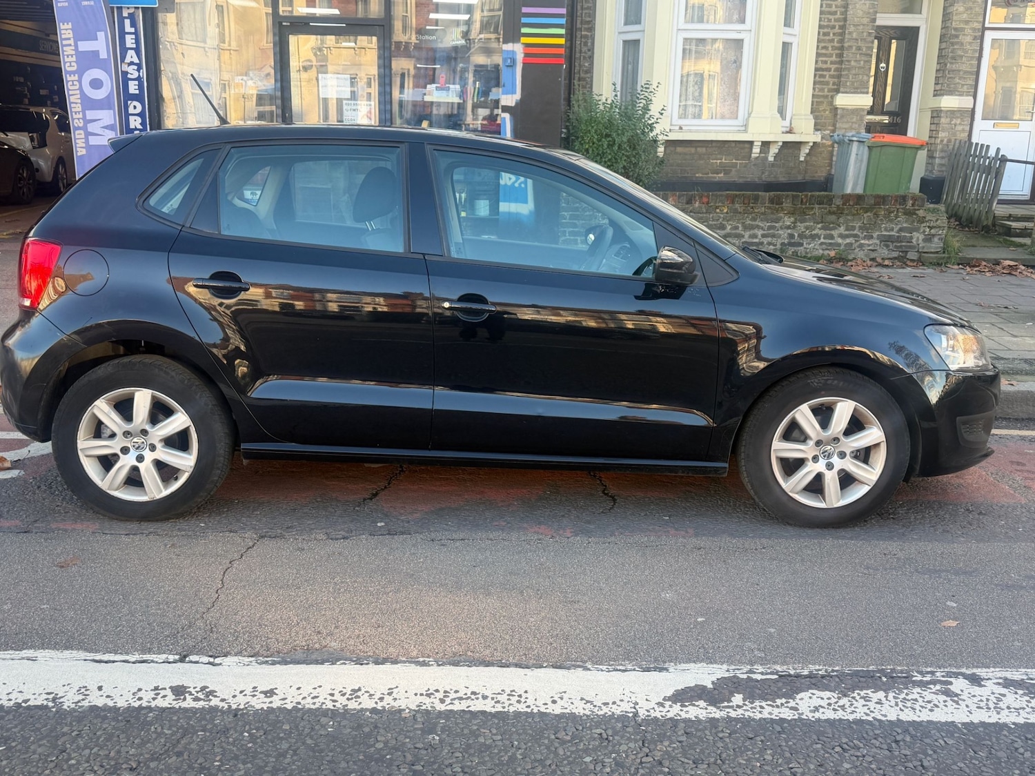 Used Volkswagen Polo 2010 for sale - 77008063: Photo 9