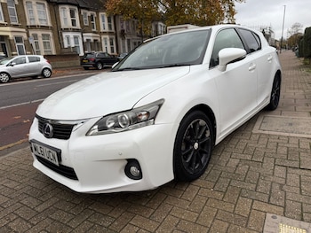 Used Lexus CT 2011 for sale - 76542933: Photo