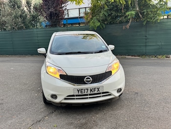 2017 (17) - 1.2 Acenta Premium 5dr