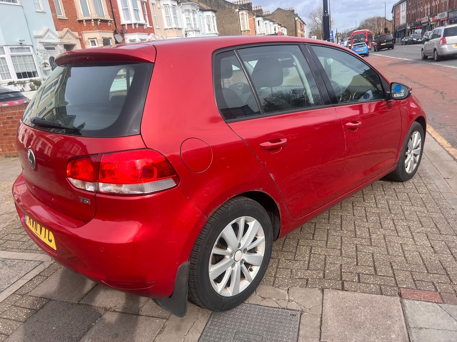 Used Volkswagen Golf 2011 for sale - 77873640: Photo 5