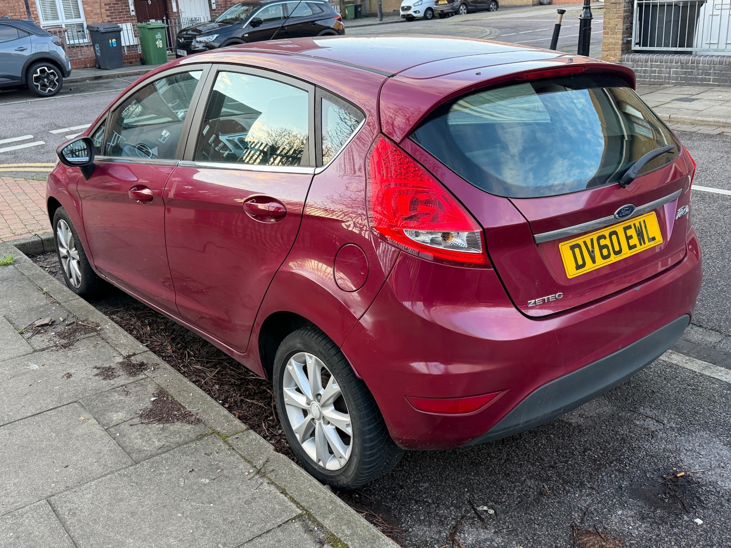 Used Ford Fiesta 2010 for sale - 77483169: Photo 3