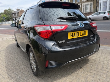 Used Toyota Yaris 2017 for sale - 79252882: Photo