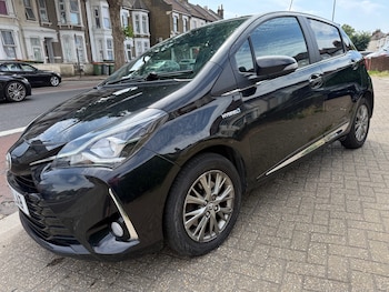 Used Toyota Yaris 2017 for sale - 79252882: Photo