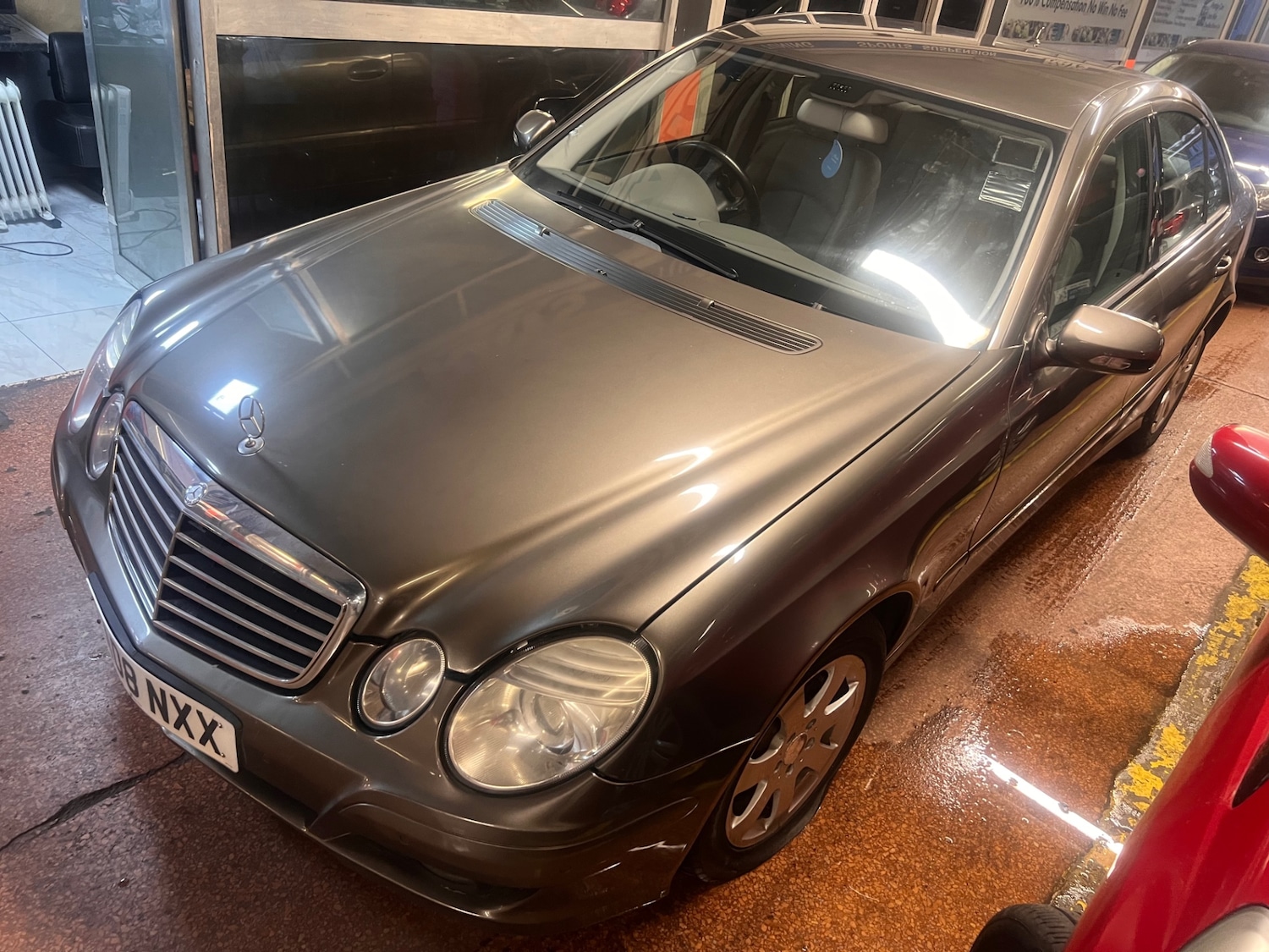 Used Mercedes-Benz E Class 2008 for sale - 77848885: Photo 3