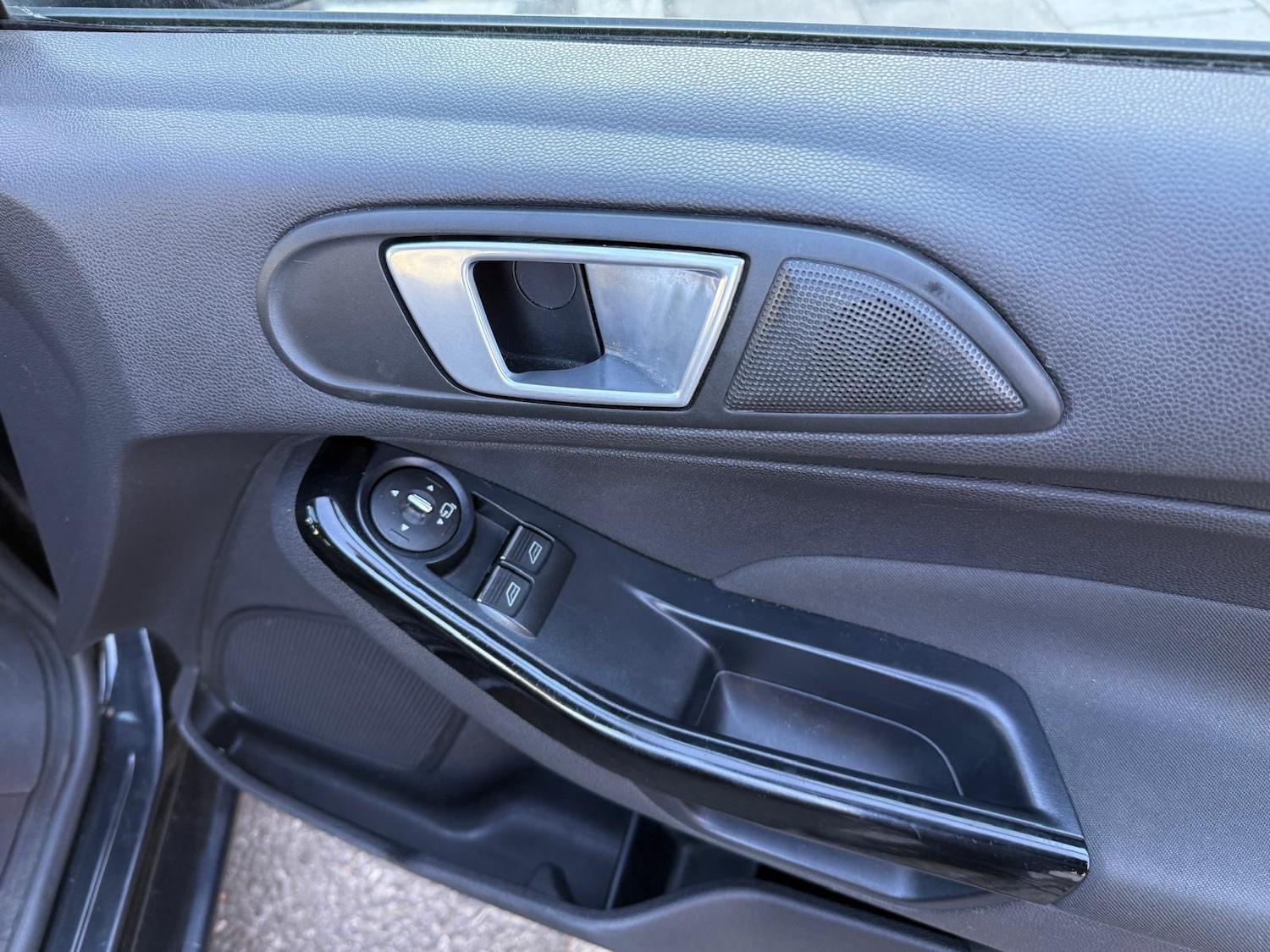 Used Ford Fiesta 2012 for sale - 76510636: Photo 12