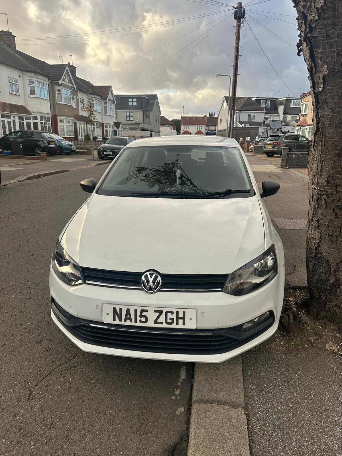 Used Volkswagen Polo 2015 for sale - 76627044: Photo 1