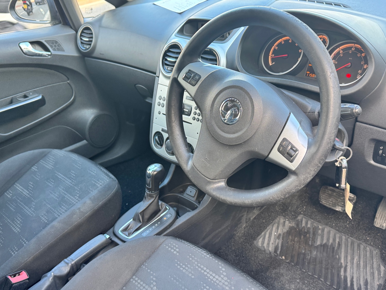 Used Vauxhall Corsa 2011 for sale - 76656385: Photo 12