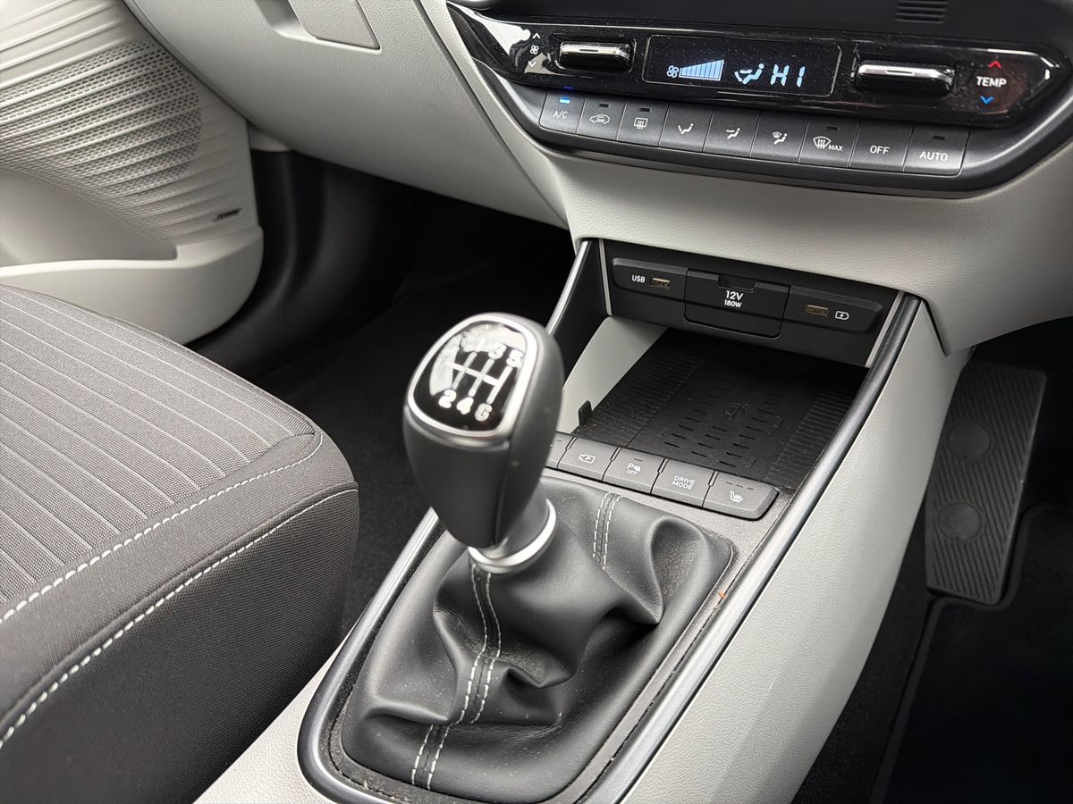 Used Hyundai i20 2023 for sale - 77002599: Photo 19