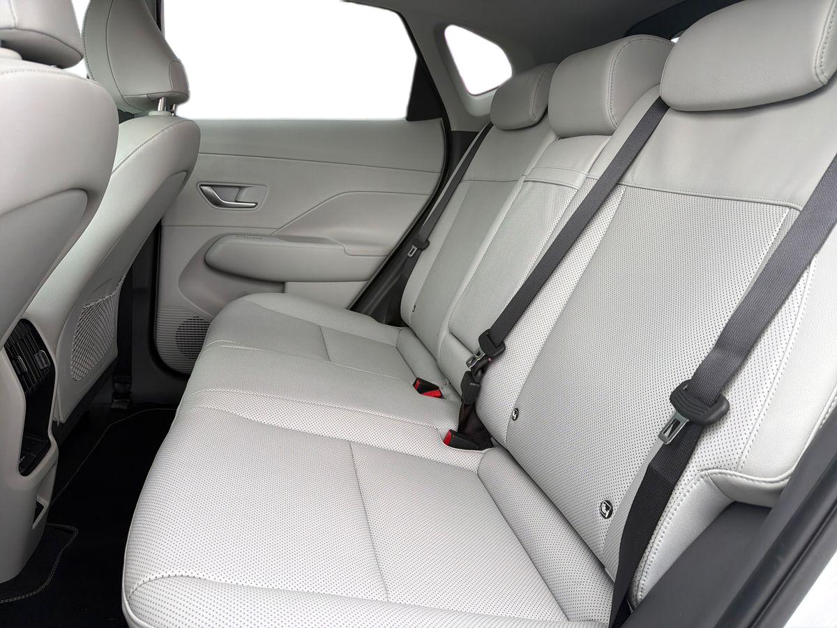 Used Hyundai KONA 2025 for sale - 77157950: Photo 11