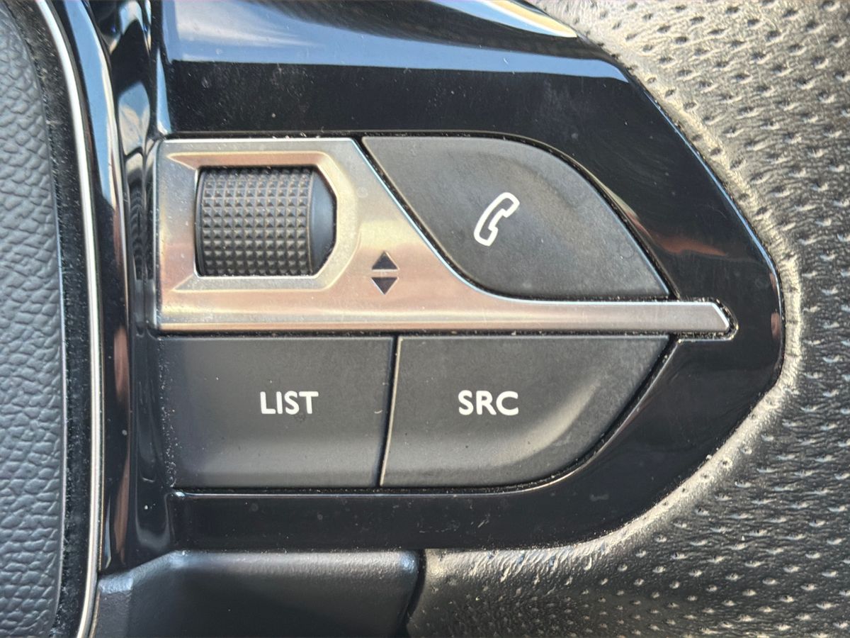 Used Peugeot 3008 2020 for sale - 77576299: Photo 17