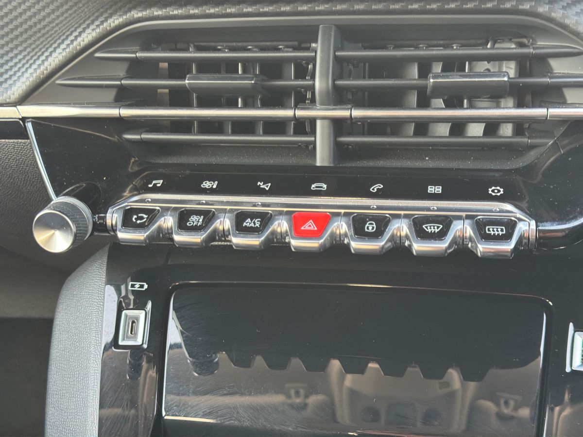 Used Peugeot 208 2023 for sale - 77673822: Photo 18