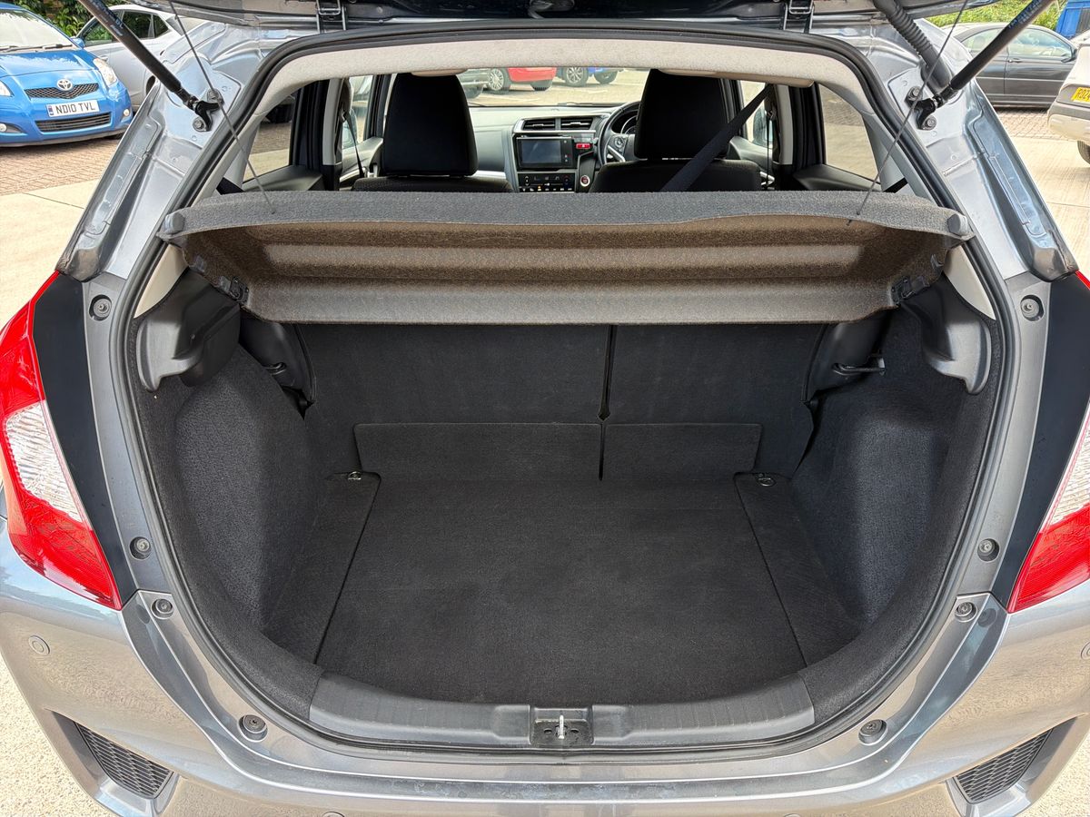 Used Honda Jazz 2017 for sale - 77002569: Photo 12