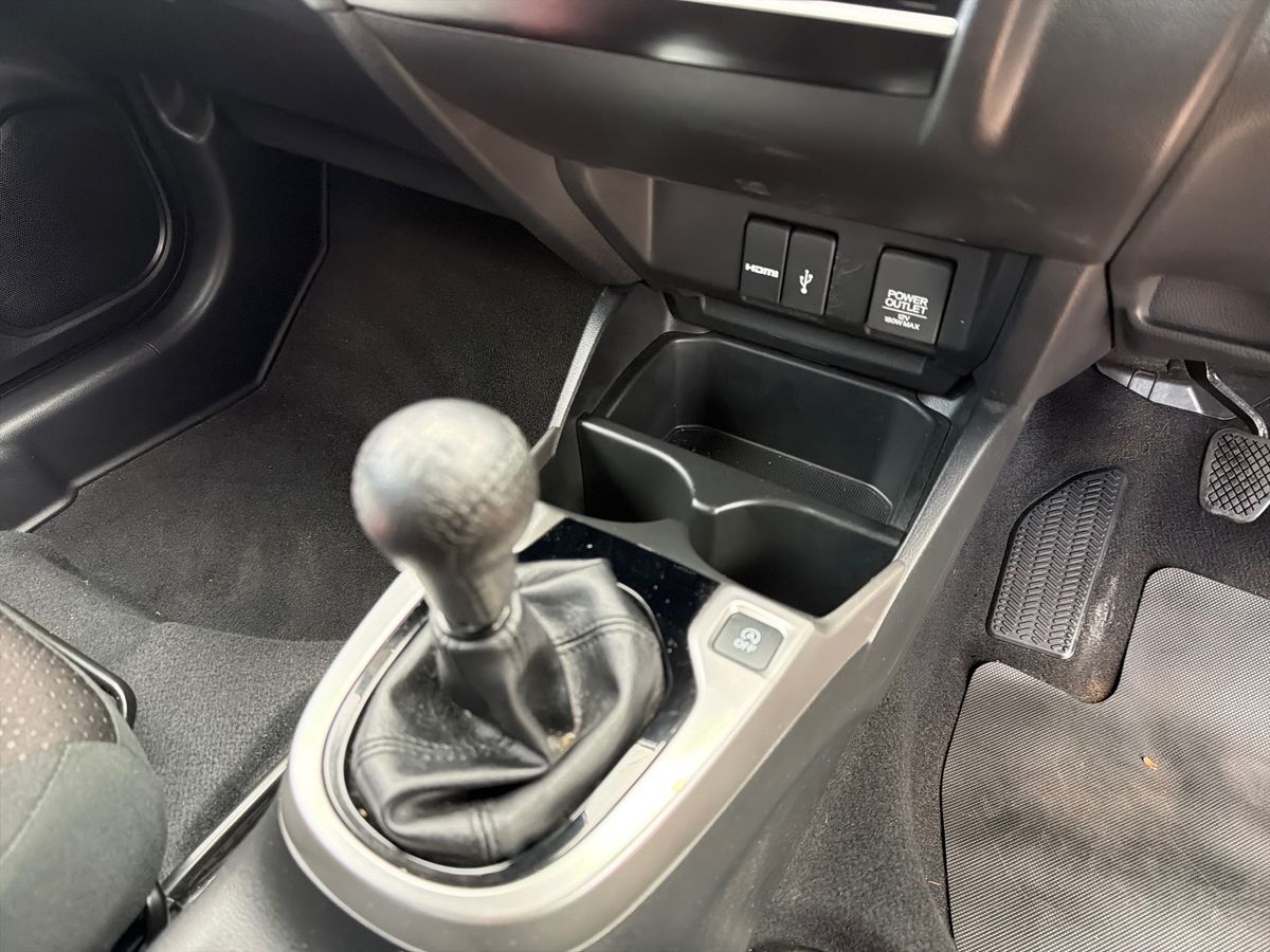 Used Honda Jazz 2017 for sale - 77002569: Photo 19