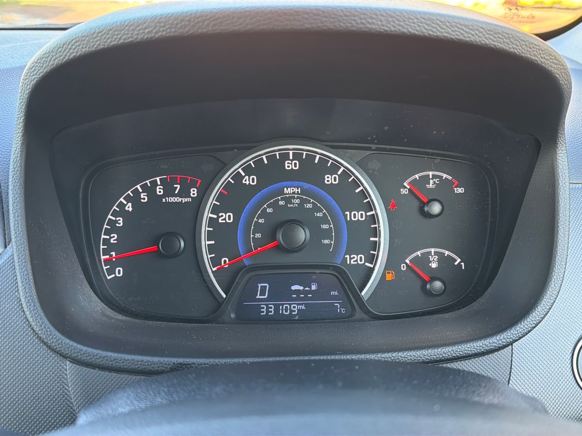 Used Hyundai i10 2018 for sale - 77576381: Photo 14