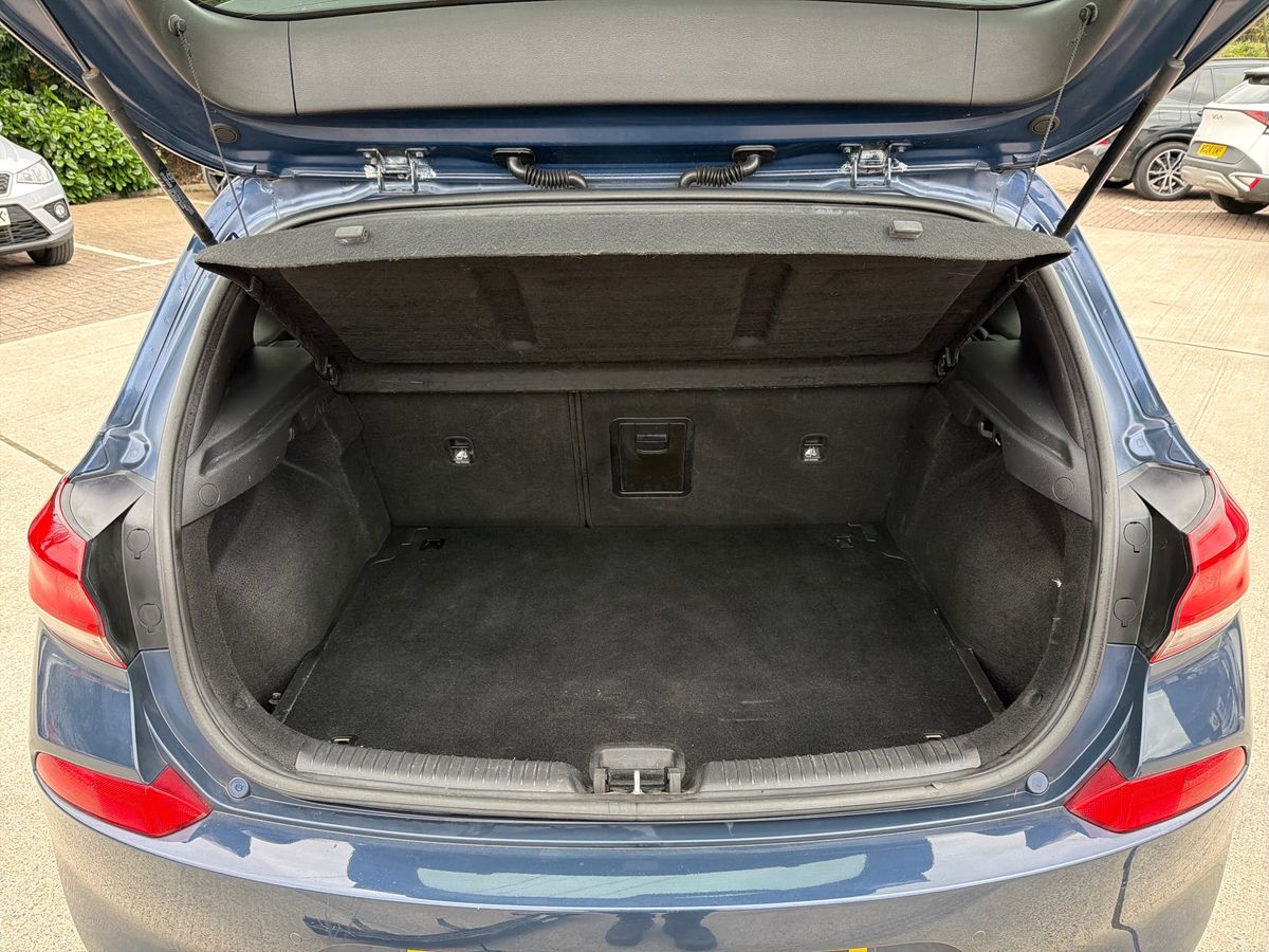 Used Hyundai i30 2017 for sale - 77685815: Photo 12