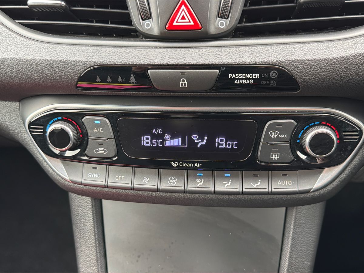 Used Hyundai i30 2017 for sale - 77685815: Photo 18