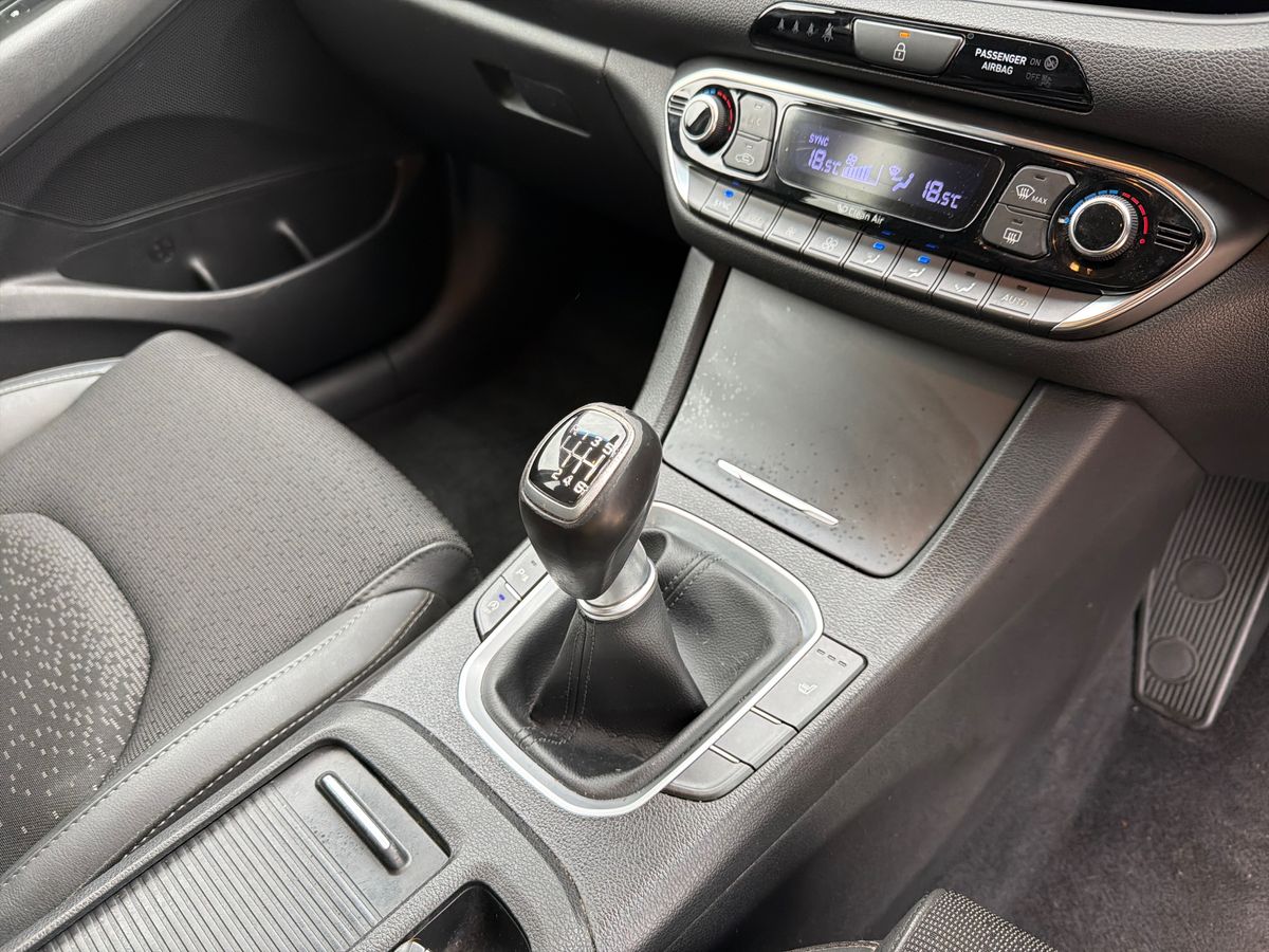 Used Hyundai i30 2017 for sale - 77685815: Photo 19