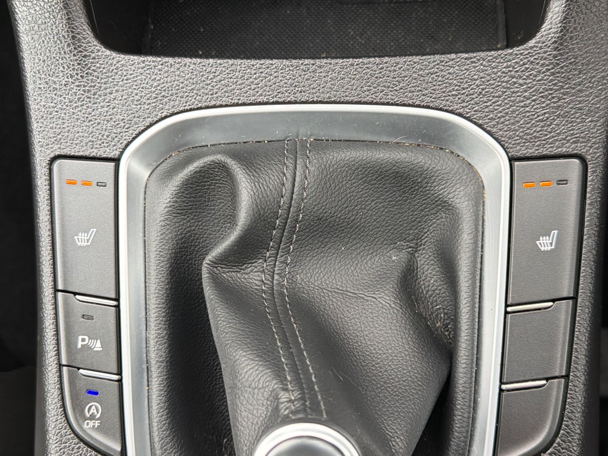 Used Hyundai i30 2017 for sale - 77685815: Photo 26