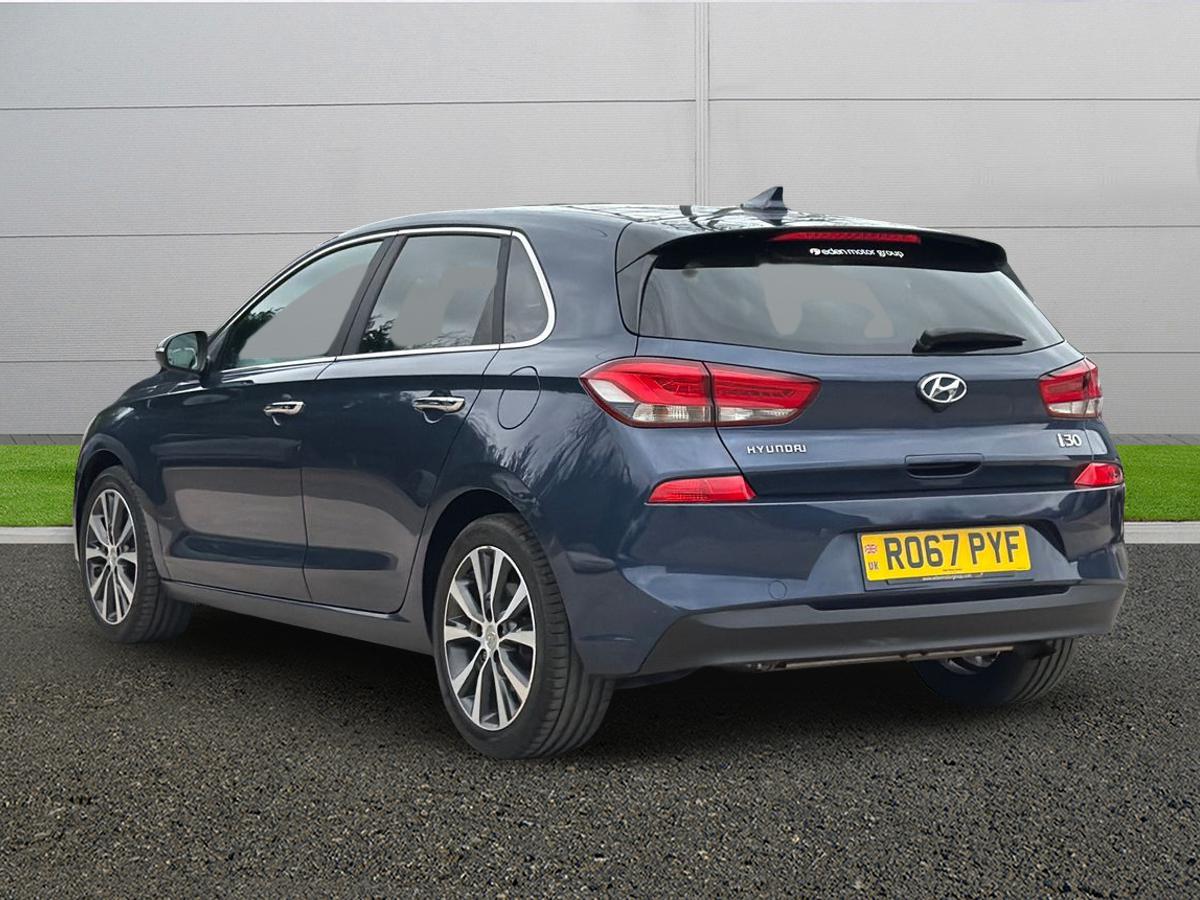 Used Hyundai i30 2017 for sale - 77685815: Photo 5