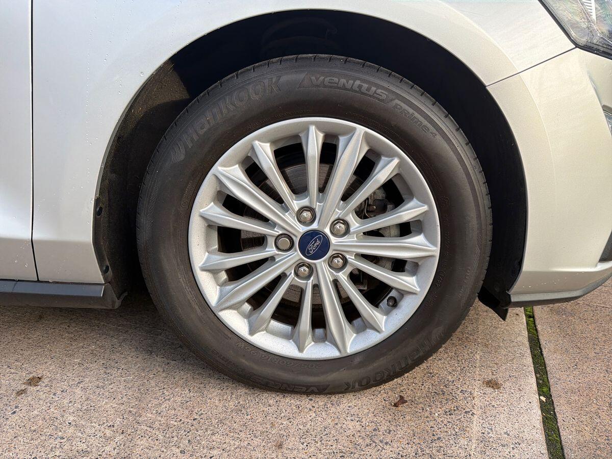 Used Ford Focus 2019 for sale - 76731051: Photo 9