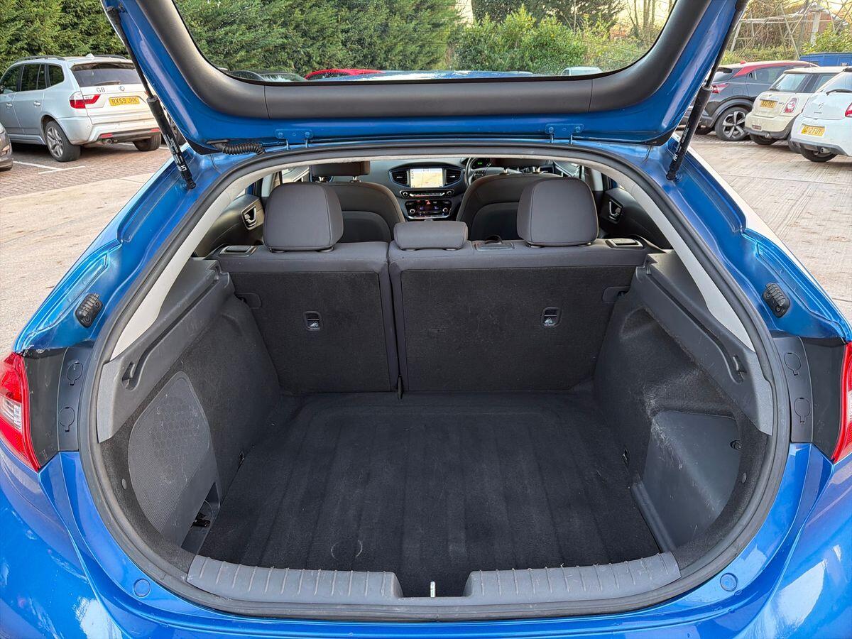 Used Hyundai IONIQ 2017 for sale - 76899091: Photo 12