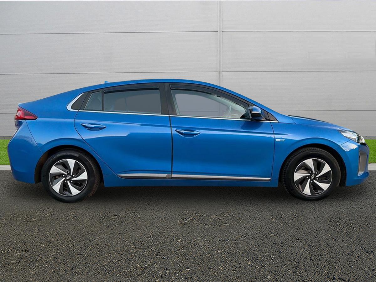 Used Hyundai IONIQ 2017 for sale - 76899091: Photo 8