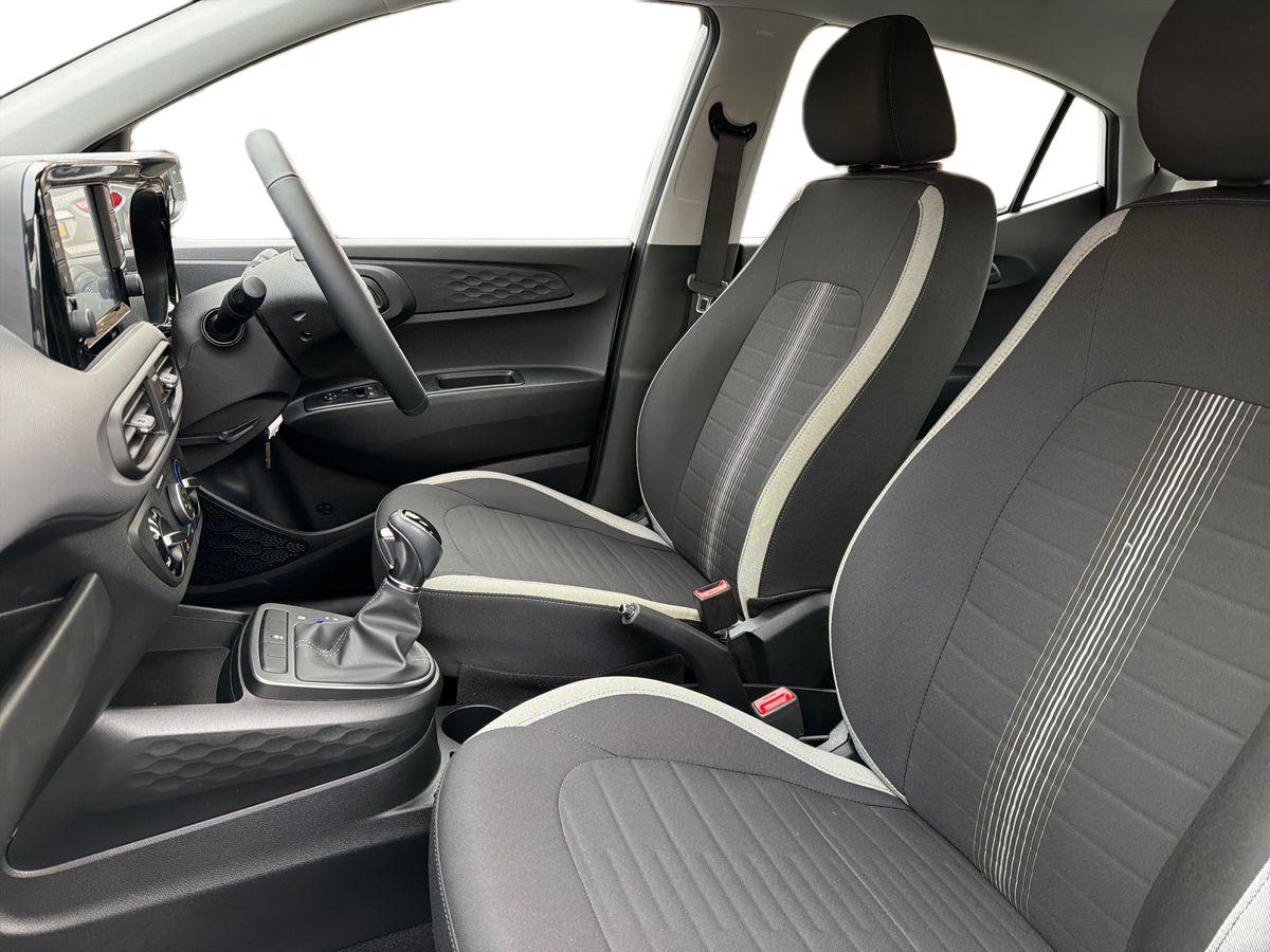 Used Hyundai i10 2022 for sale - 77002610: Photo 10