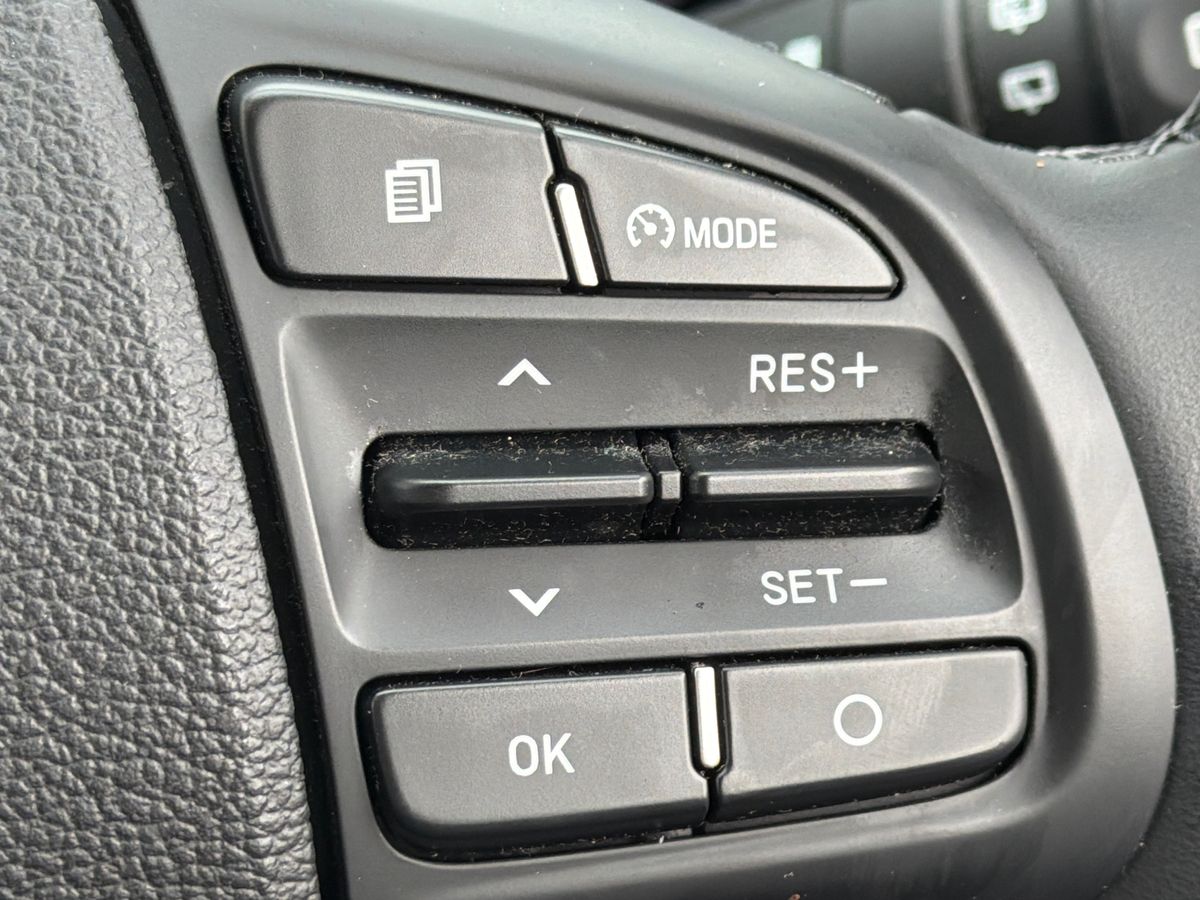 Used Hyundai i10 2022 for sale - 77002610: Photo 17