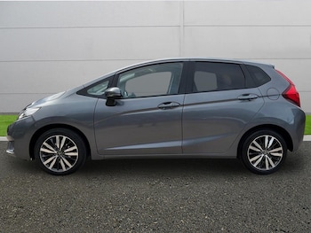 Used Honda Jazz 2017 for sale - 76781877: Photo